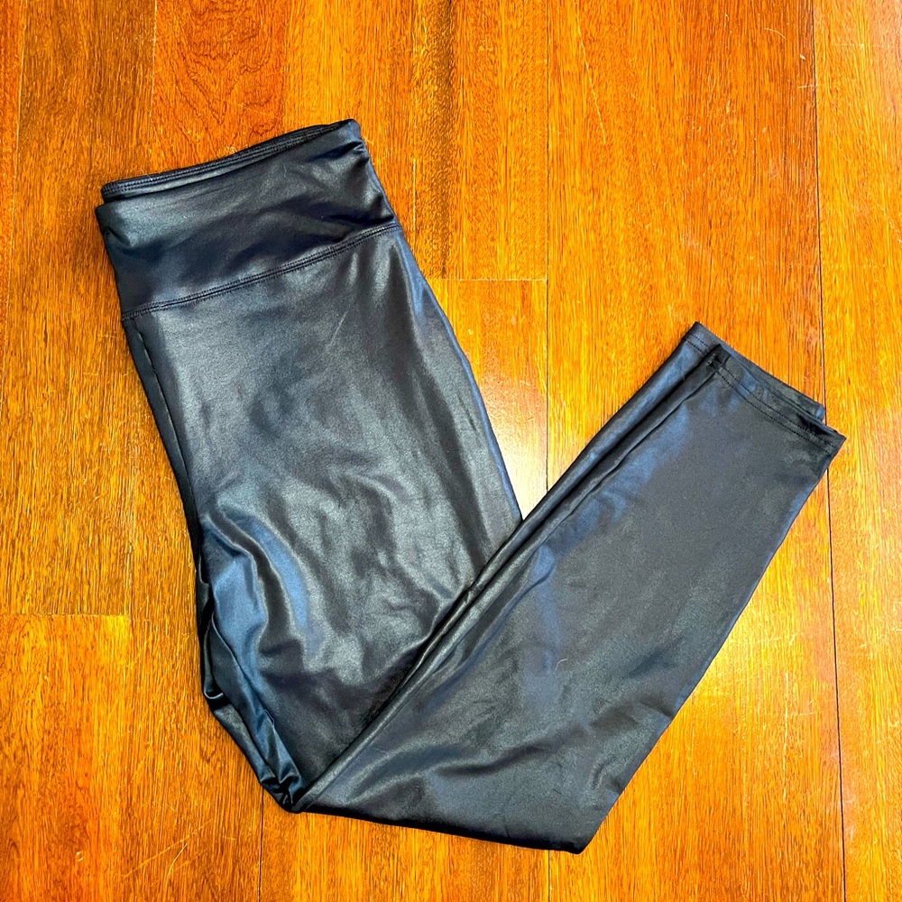Black leggings